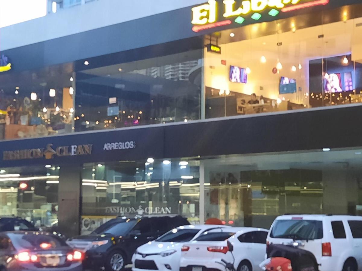 Hostal Yoha مدينة باناما المظهر الخارجي الصورة