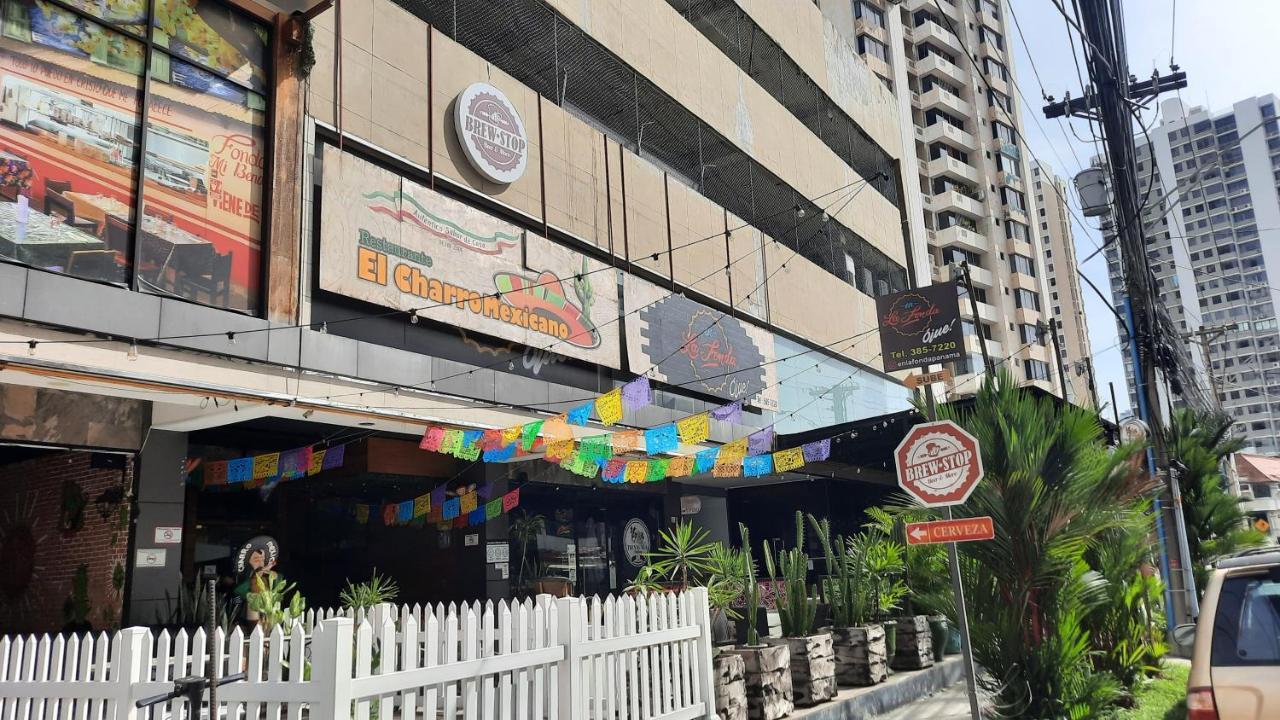 فندق Hostal Yoha مدينة باناما المظهر الخارجي الصورة