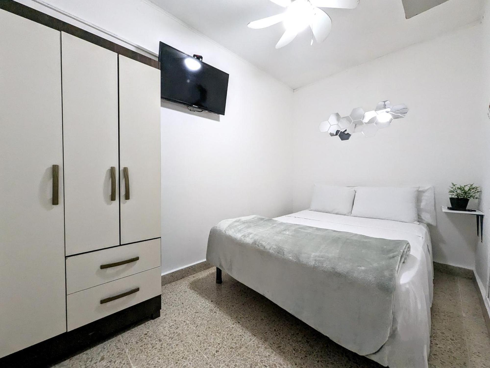 Hostal Yoha مدينة باناما الغرفة الصورة